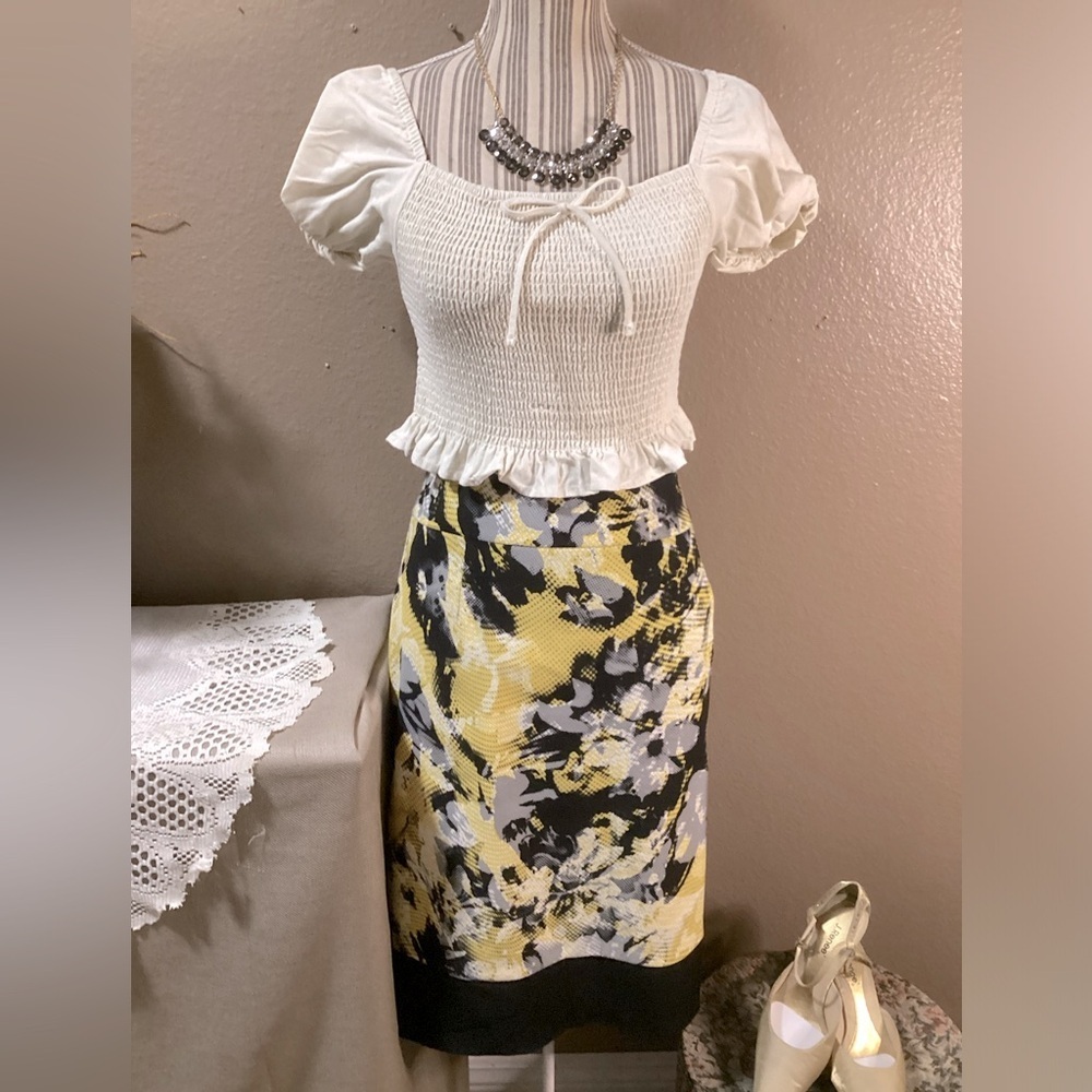 BEIG CROP TOP - Picture 2 of 9